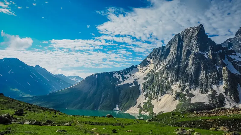 Scenic alpine valley surrounded by Himalayan peaks in Kashmir