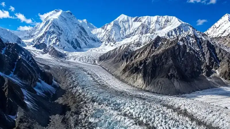 Most Famous Glaciers in Uttarakhand