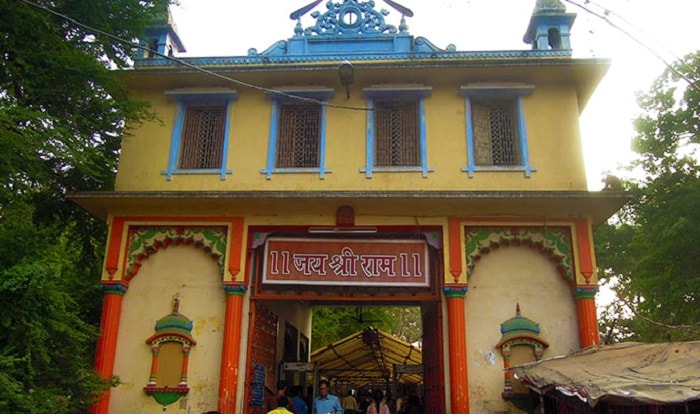 sankat mochan mahabali hanuman temple