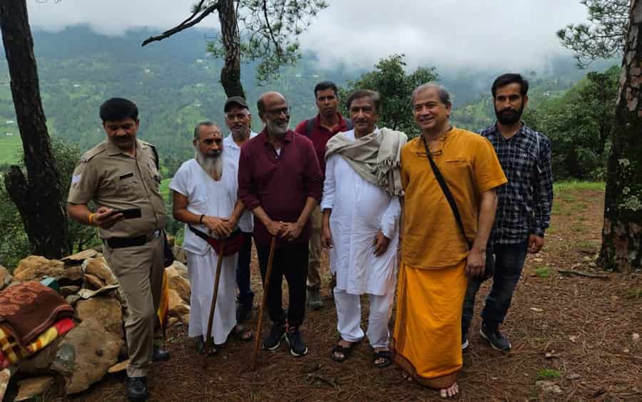 Rajinikanth Visit Babaji caves in Uttarakhand