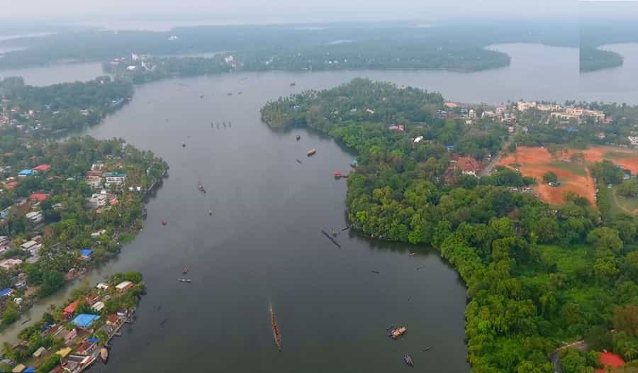 Ashtamudi Lake