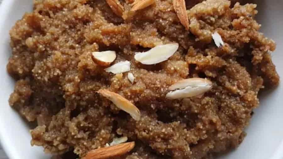 Gur ka Halwa