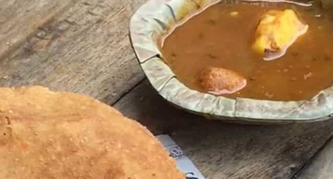 Kachori Sabzi