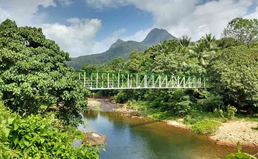 Vithura Hill Station