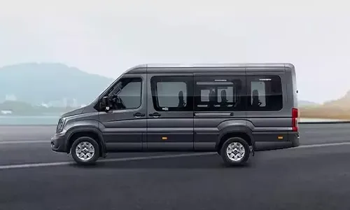 17 Seater Urbaniya